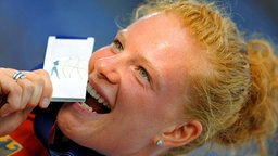 Betty Heidler bei der Leichtathletik-WM in Berlin 2009 © picture-alliance/ dpa Foto: Hannibal
