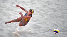 Die brasilianische Beachvolleyball-Spielerin Barbara Seixas © picture alliance / newscom Foto: KEVIN DIETSCH