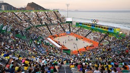 Die Beachvolleyball Arena in Rio © picture alliance / newscom Foto: KEVIN DIETSCH