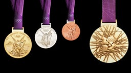 Die Medaillen der Olympischen Spiele 2012 in London © picture alliance / Photoshot 