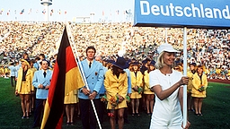 Die Mannschaft der Bundesrepublik bei der Eröffnungsfeier der Olympischen Spiele 1972 in München © imago sportfotodienst Foto: imago sportfotodienst