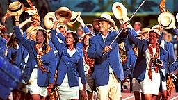Das deutsche Olympia-Team bei der Eröffnungsfeier in Atlanta 1996 © imago sportfotodienst Foto: imago sportfotodienst