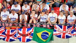 Fans des britischen Rollstuhltennisspieler Gordon Reid. © dpa - Bildfunk Foto: Adam Davy