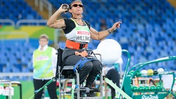 Die deutsche Kugelstoßerin Martina Willing bei den Paralympics. © DPA Bildfunk Foto: Kay Nietfeld
