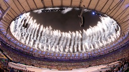 Feuerwerk während der Schlussfeier der Olympischen Spiele 2016 in Rio de Janeiro © imago/Fotoarena 