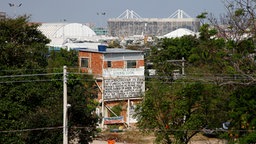 Die Siedlung Vila Autodromo in Rio de Janeiro neben dem olympischen Medienzentrum © Thomas Luerweg Foto: Thomas Luerweg