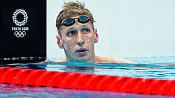 Der deutsche Schwimmer Florian Wellbrock reagiert enttäuscht auf sein Ergebnis © IMAGO / LaPresse 