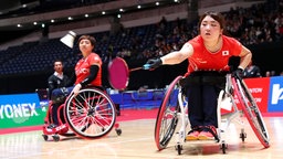 Die Para-Badmintonspielerinnen Sarina Satomi und Yuma Yamazaki (Japan) © imago images/AFLOSPORT 