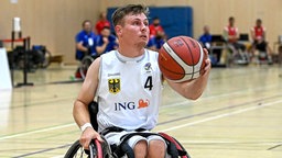 Rollstuhlbasketballer Phillip Schorp