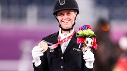 Die deutsche Para-Dressurreiterin Regine Mispelkamp gewinnt Bronze © WITTERS Foto: Patrick Steiner