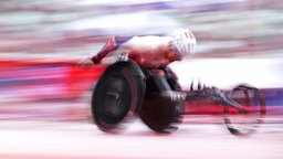 Großbritanniens Para-Athlet Nathan Maguire im Rennrollstuhl über 800 Meter in Aktion. © IMAGO / AFLOSPORT