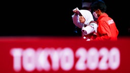 Die afghanische Para-Taekwondo-Kämpferin Zakia Khudadadi vor einem Kampf für das Refugee Olympic Team © IMAGO / AFLOSPORT