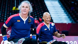 Die deutschen Para-Badmintonspieler Thomas Wandschneider (l.) und Peter Mi Young-Chin © IMAGO Foto:  Mika Volkmann