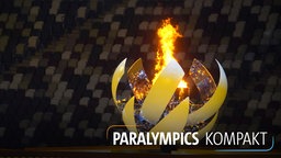 Die Paralympics Flamme brennt © dpa-Bildfunk Foto: Marcus Brandt
