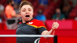 Der deutsche Para-Tischtennisspieler Valentin Baus jubelt. © IMAGO / Beautiful Sports